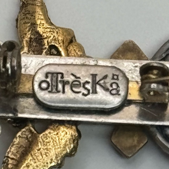 Treska Vtg Angel cherub brooch - Picture 6 of 7